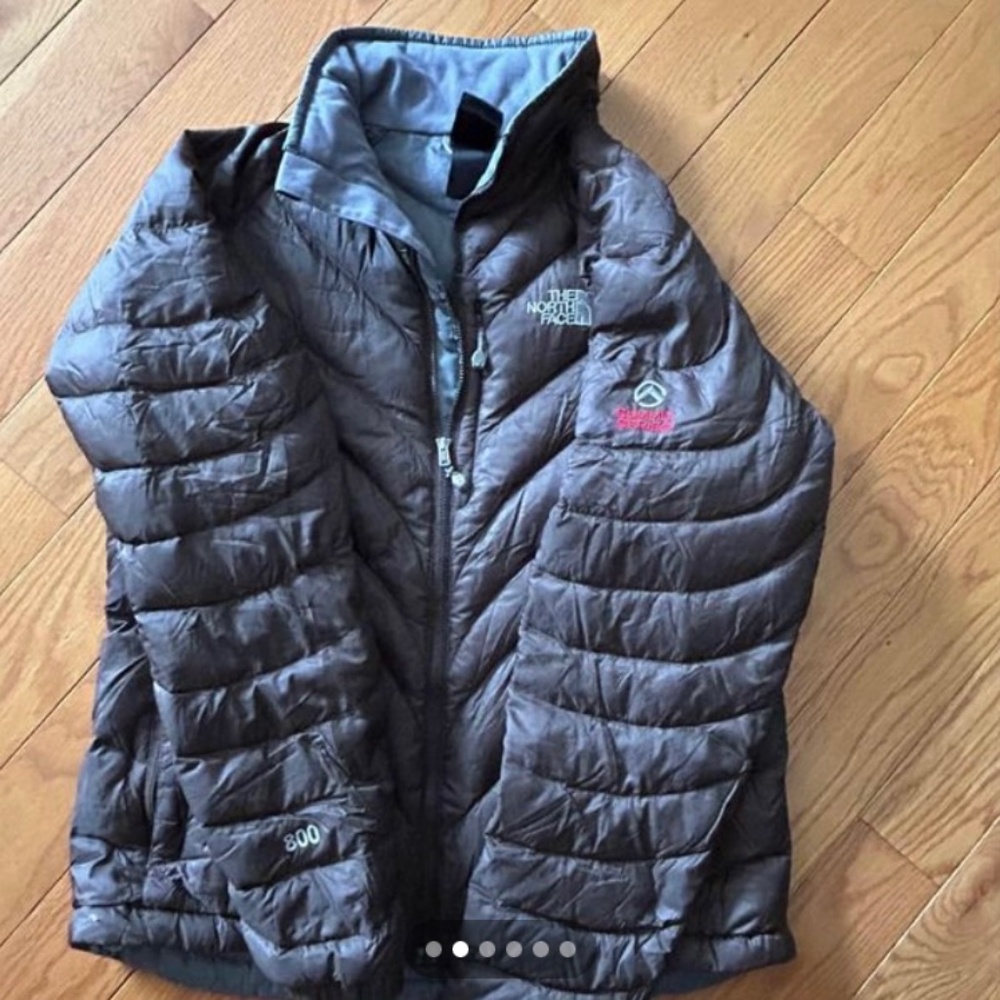 Women’s Northface summit series puffer jacket